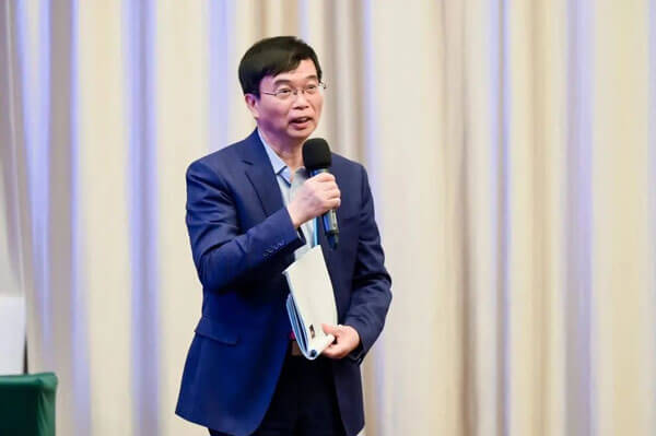 pp电子首席科学官彭双清教授.jpg pp电子首席科学官彭双清教授.jpg